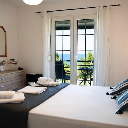 Tatil Evi Coastal Bliss Nea Moudania