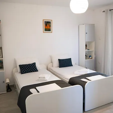 Tatil Evi Coastal Bliss Nea Moudania