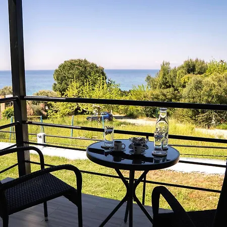 Coastal Bliss Tatil Evi Nea Moudania