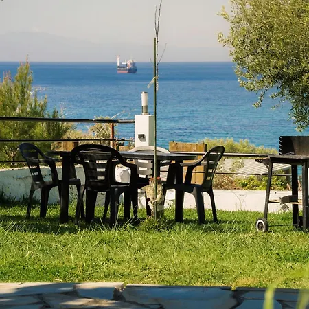 Coastal Bliss Tatil Evi Nea Moudania