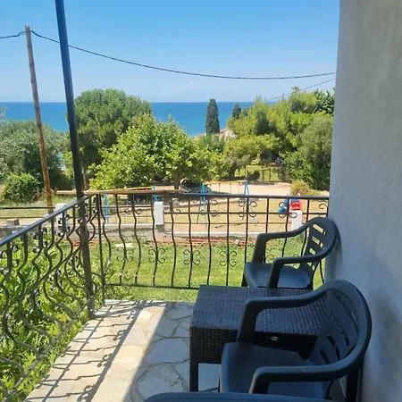 Case de vacanță Coastal Bliss Nea Moudania